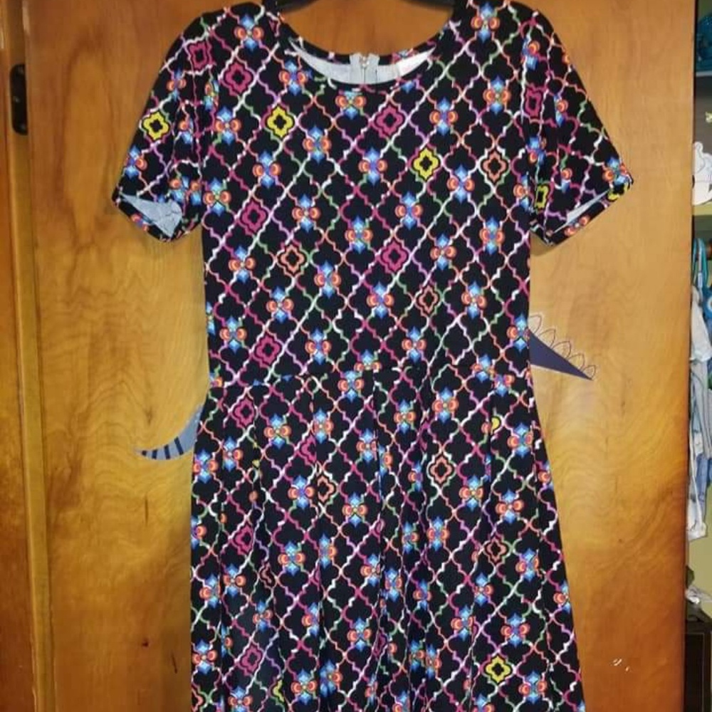 Lularoe Amelia